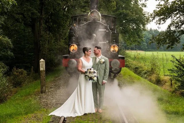 Christelijk auteur Simone Foekens en haar man Roy, die de chronische ziekte sarcoïdose heeft.