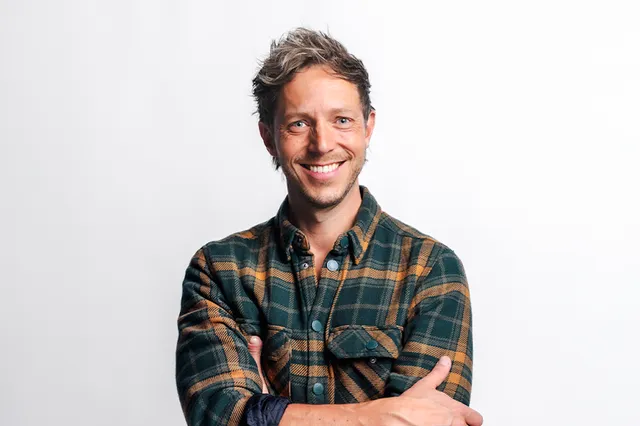 Zanger Elbert Smelt kan niet niets doen: ‘Ik word soms gierend dol van mezelf’.