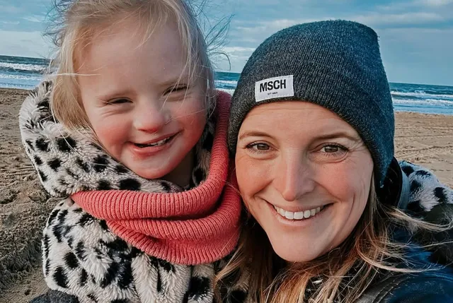 Mirjams dochter Livia heeft downsyndroom: ‘Wie zijn wij om te bepalen welk leven waardevol is en welk niet?’.