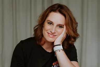 Maak kennis met columnist Miloe van Beek: ‘Ik zal in mijn column niet altijd heel correct zijn’