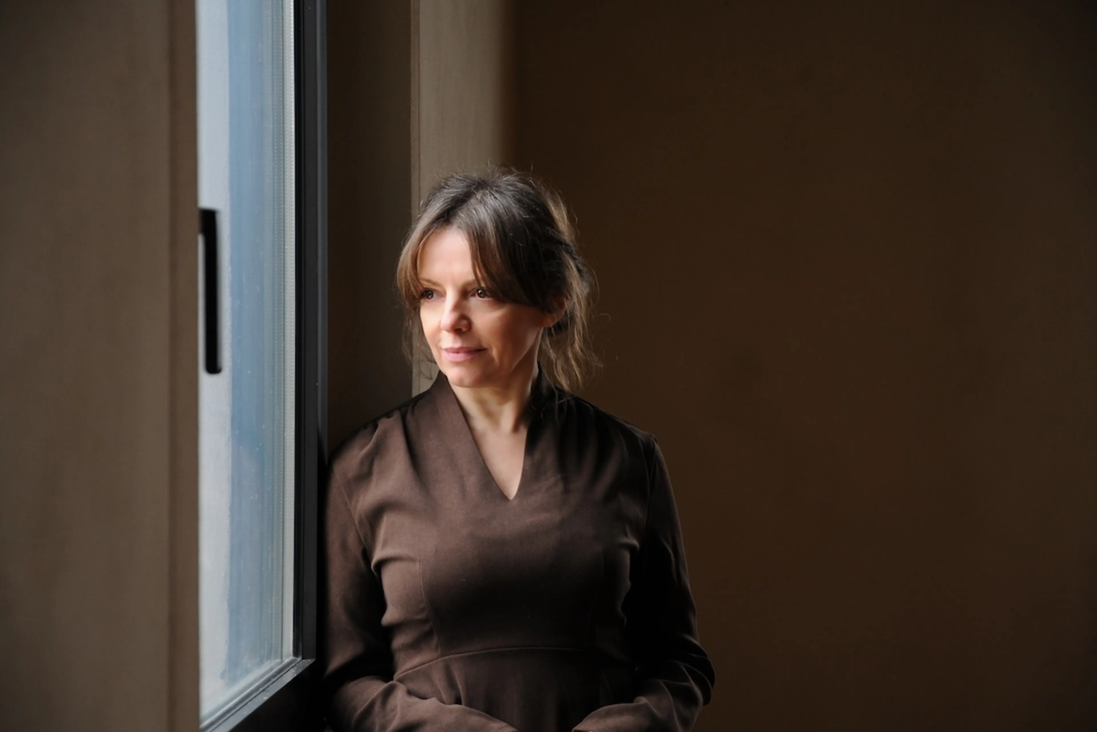 Linda’s hele gezin heeft autisme: ‘We zijn wel van de zwarte humor, het leven is al zwaar genoeg’