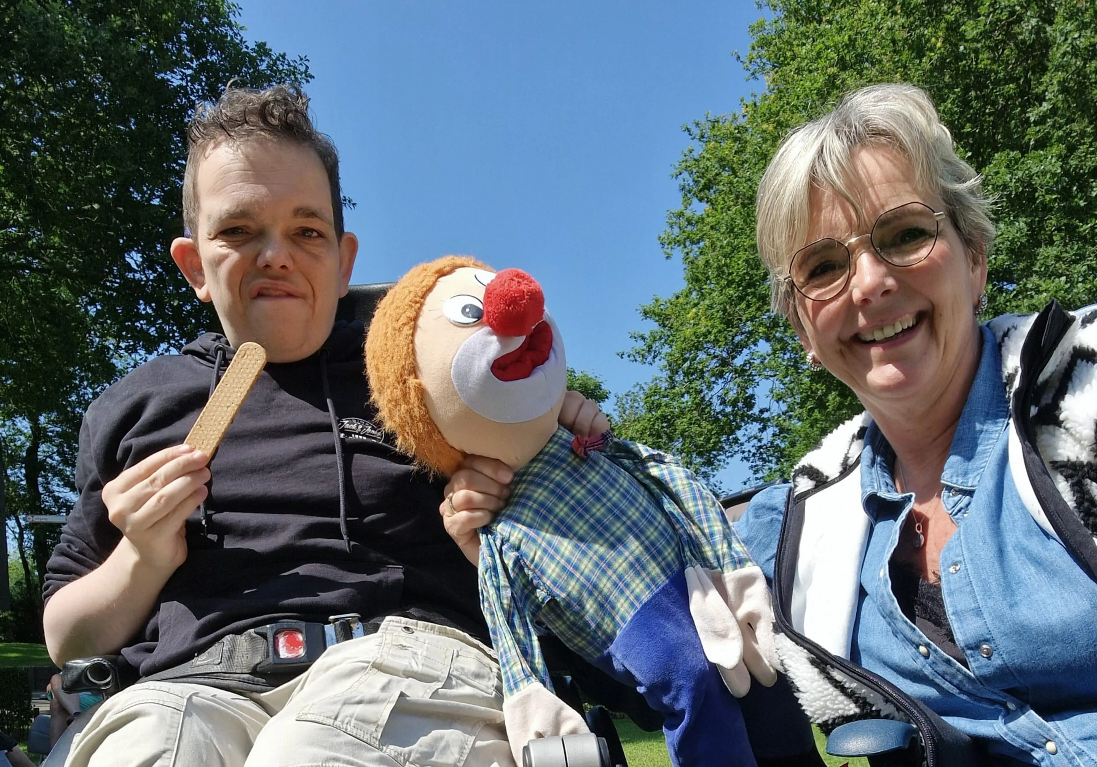 Nellinda’s meervoudig gehandicapte zoon is het huis uit: ‘Het voelde alsof er een deel van mezelf werd weggerukt’