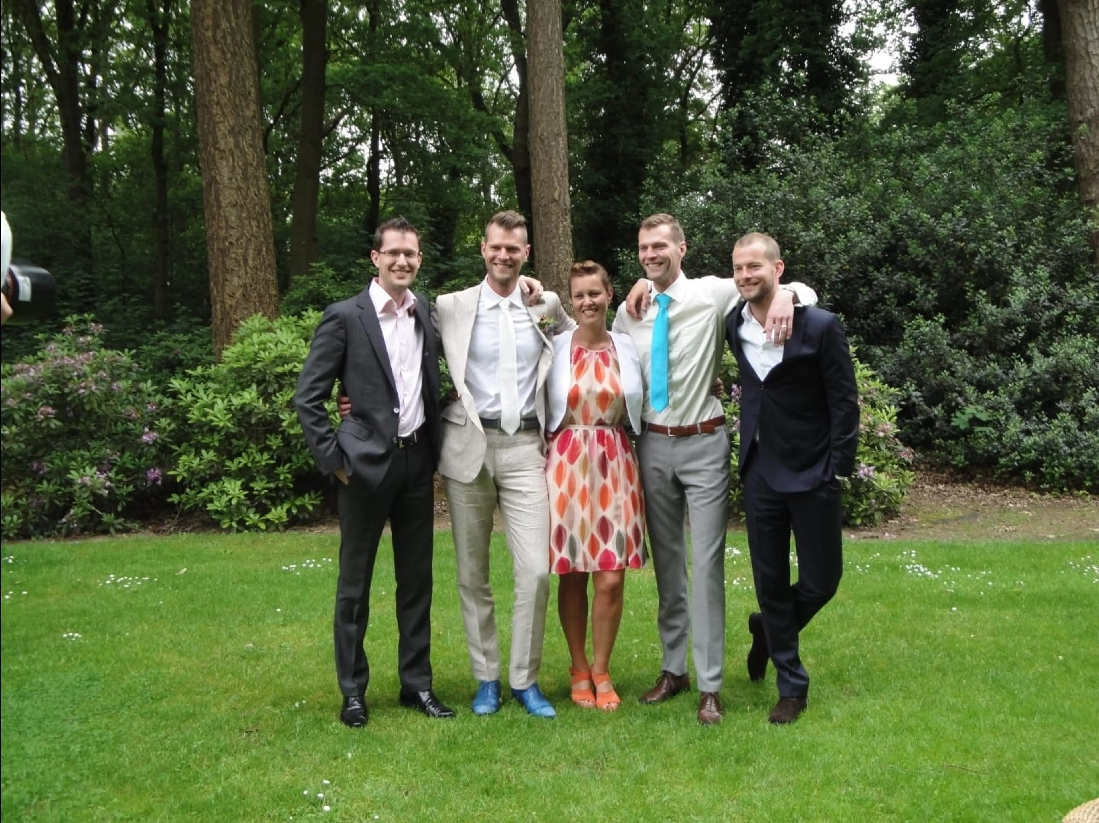 V.l.n.r. broers nummer 1, 3, hun zus, 2 en 4. Paul is nummer twee.