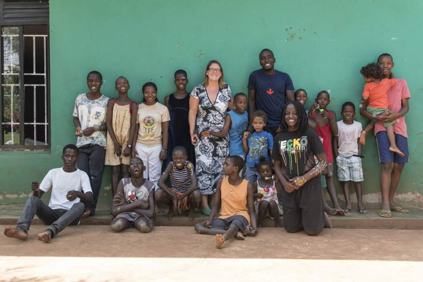 Suzan woont in Oeganda en heeft 16 (pleeg)kinderen
