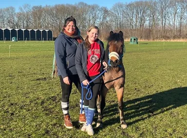 Pesten: 'We haalden Isabel in groep 8 van school. Hadden we dat maar veel eerder gedaan'
