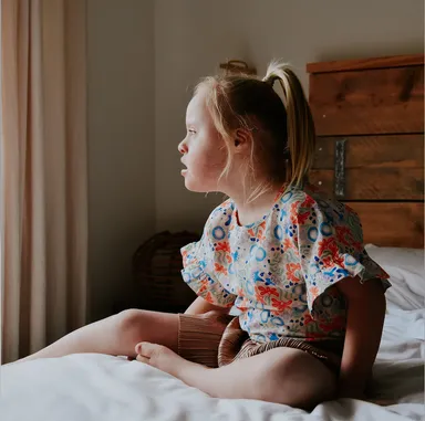 Column Mama Mirjam #48: ‘Waarom zou je bij voorbaat al zeggen dat ze anders is?’