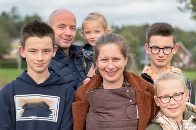 Janine vindt pleegzorg soms zwaar: ‘Stoppen is geen optie’