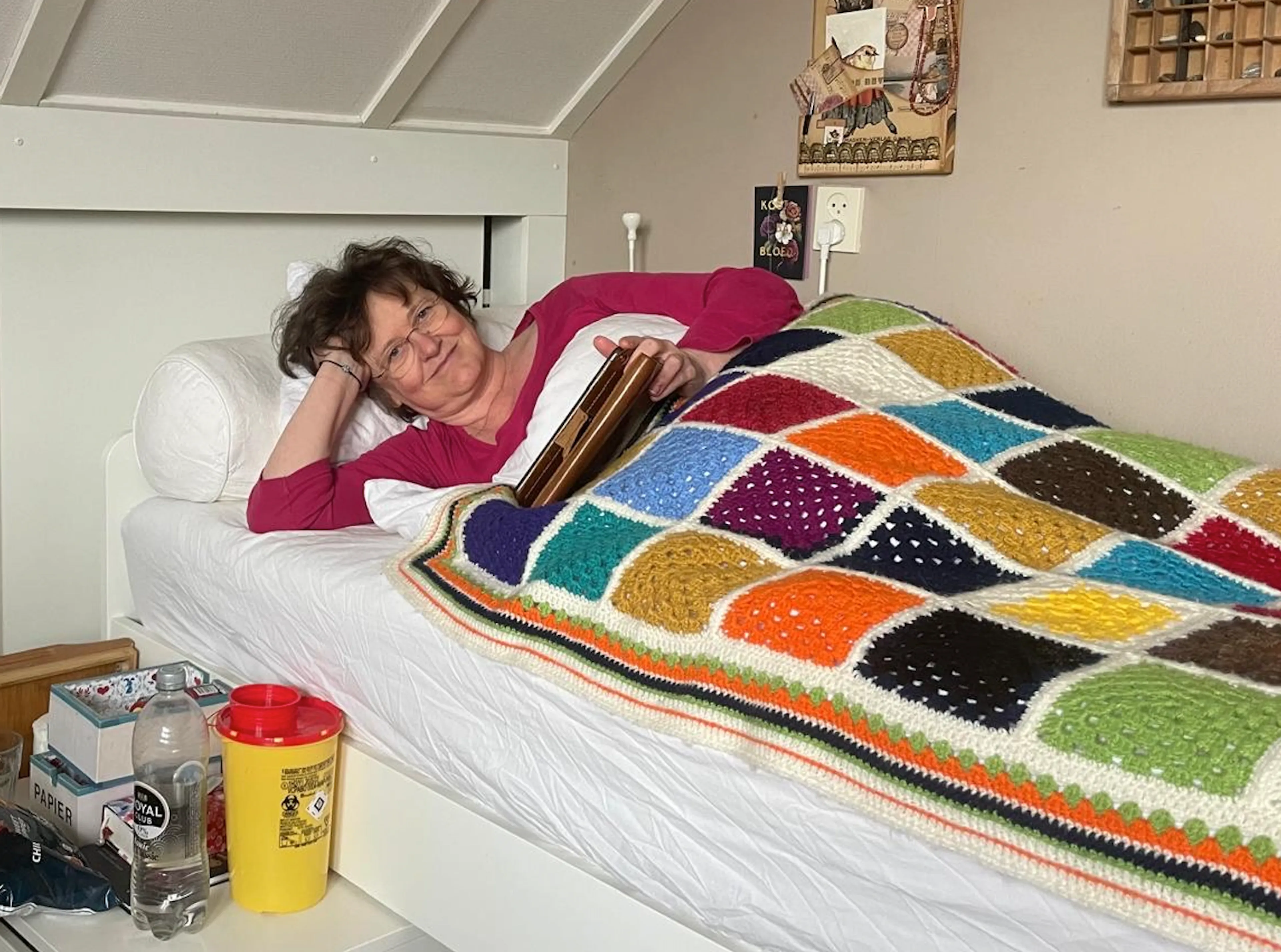 Marieke heeft ME/CVS en ligt altijd op bed