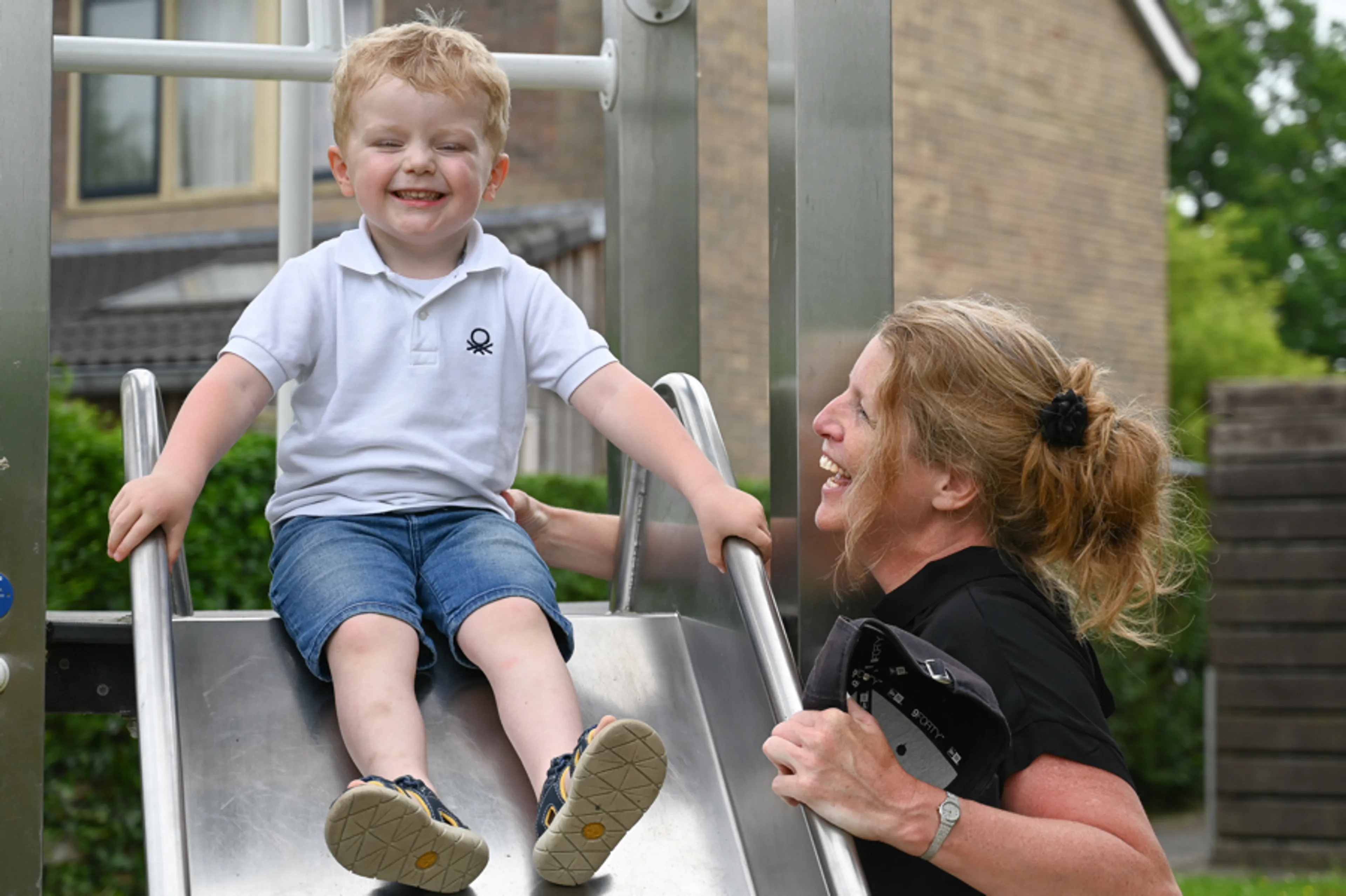 Irma nam haar zwangere tienerdochter en vriend op in haar gezin