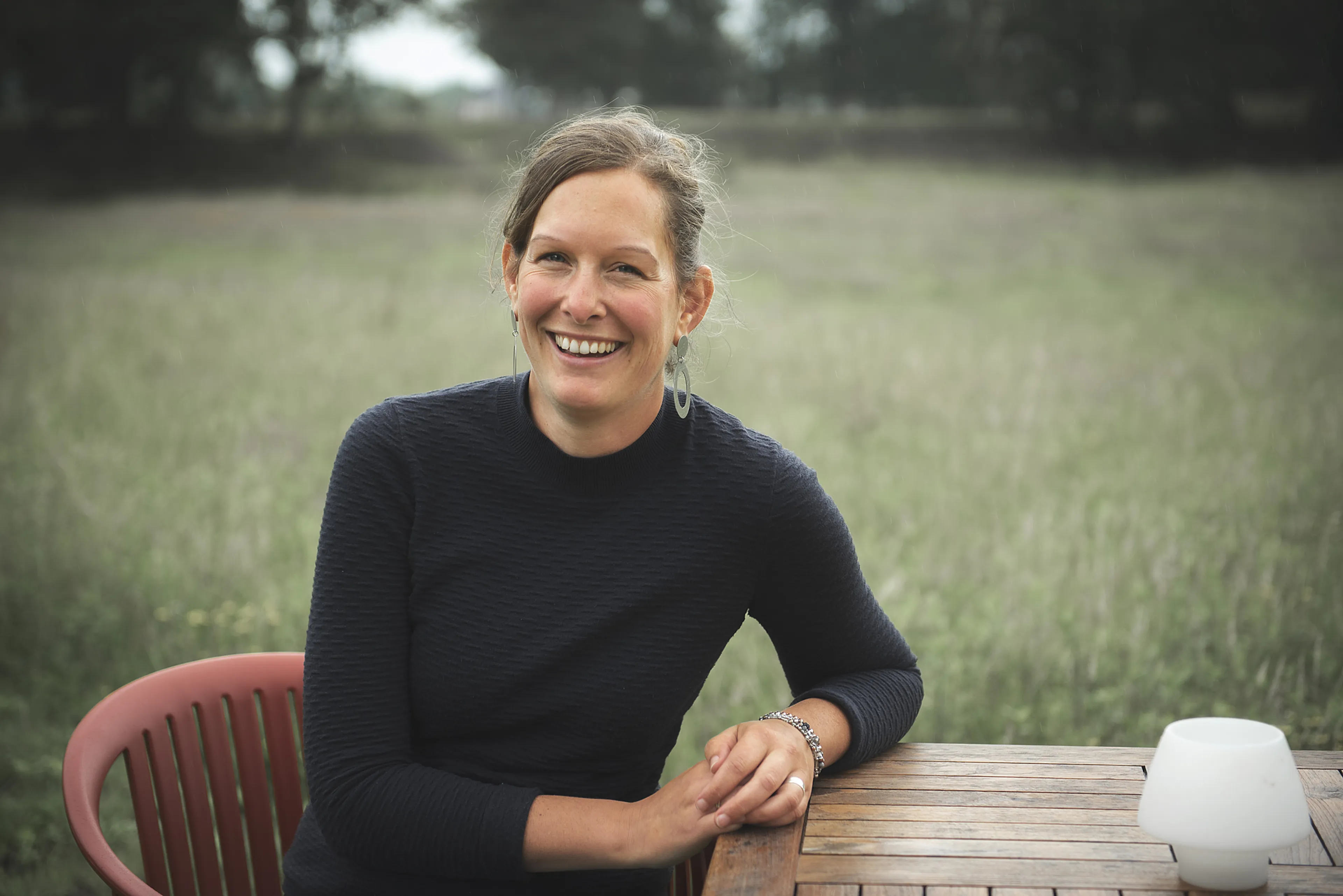 Esther van Lunteren over haar debuutroman 'Door de wol geverfd'