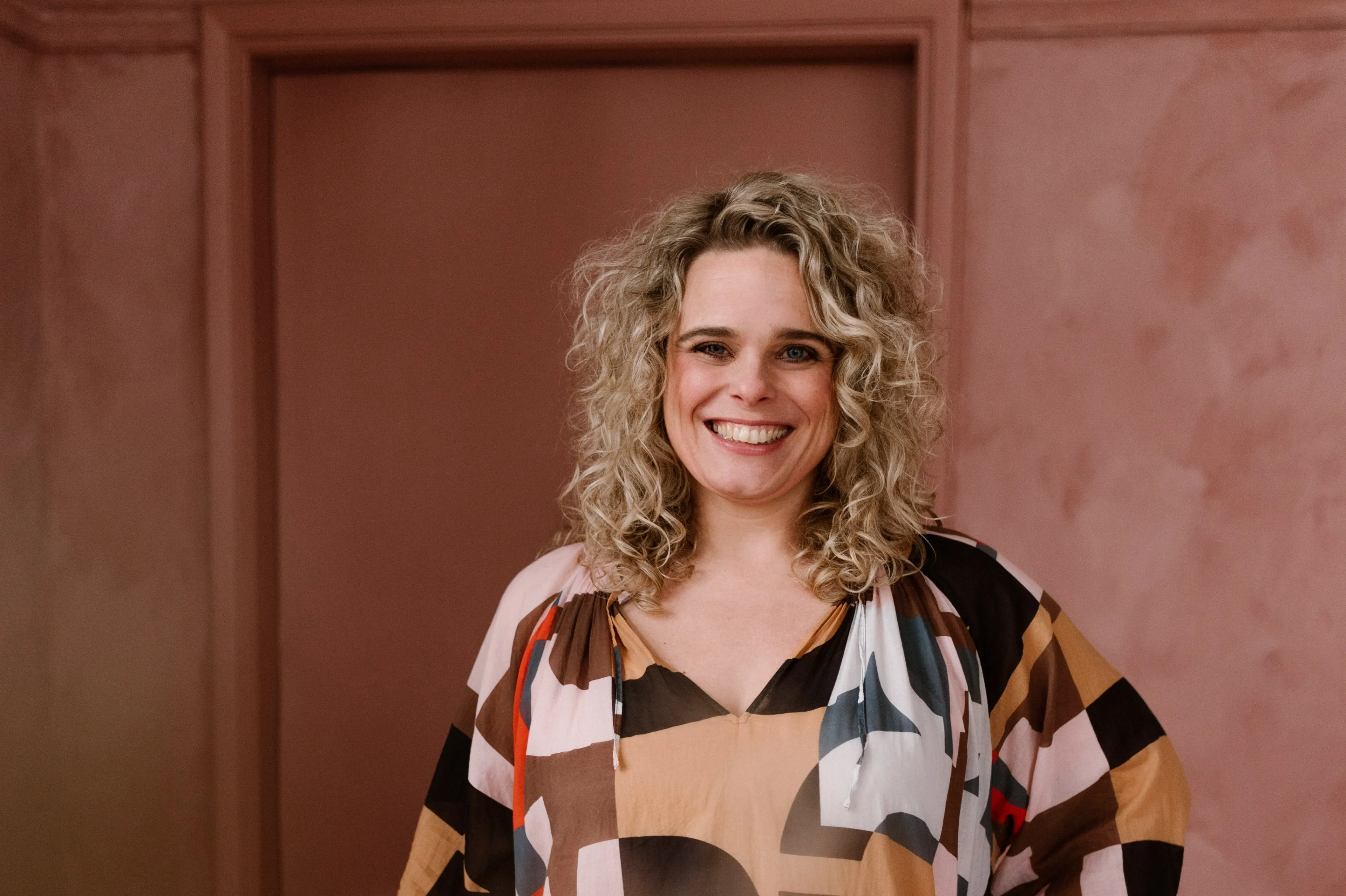 Hanneke heeft ADHD: ‘Praat niet zo hard, doe niet zo raar, loop eens normaal’