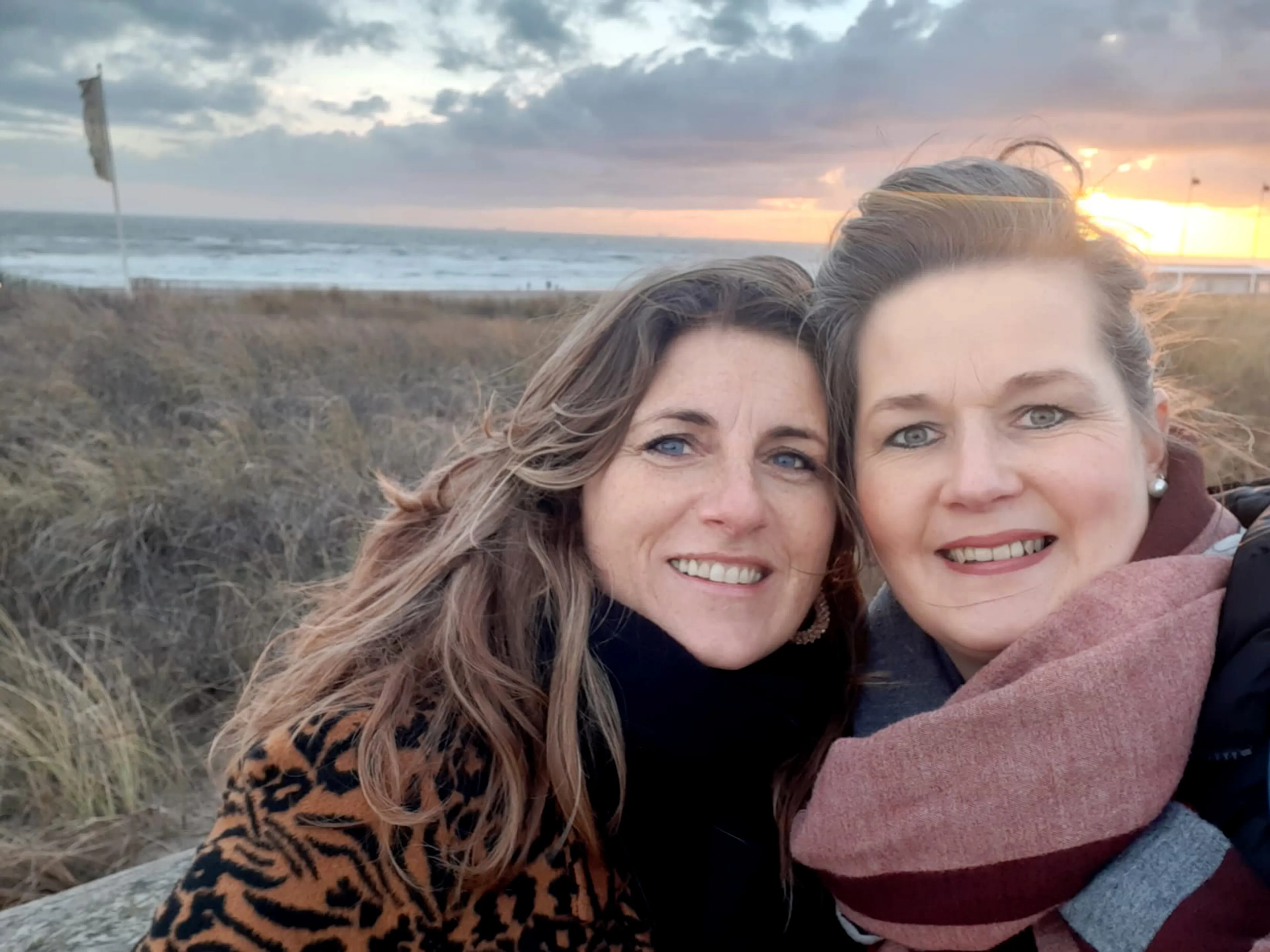 Bij deze vrouwen hield de vriendschap of liefde wèl stand na hun vakantie