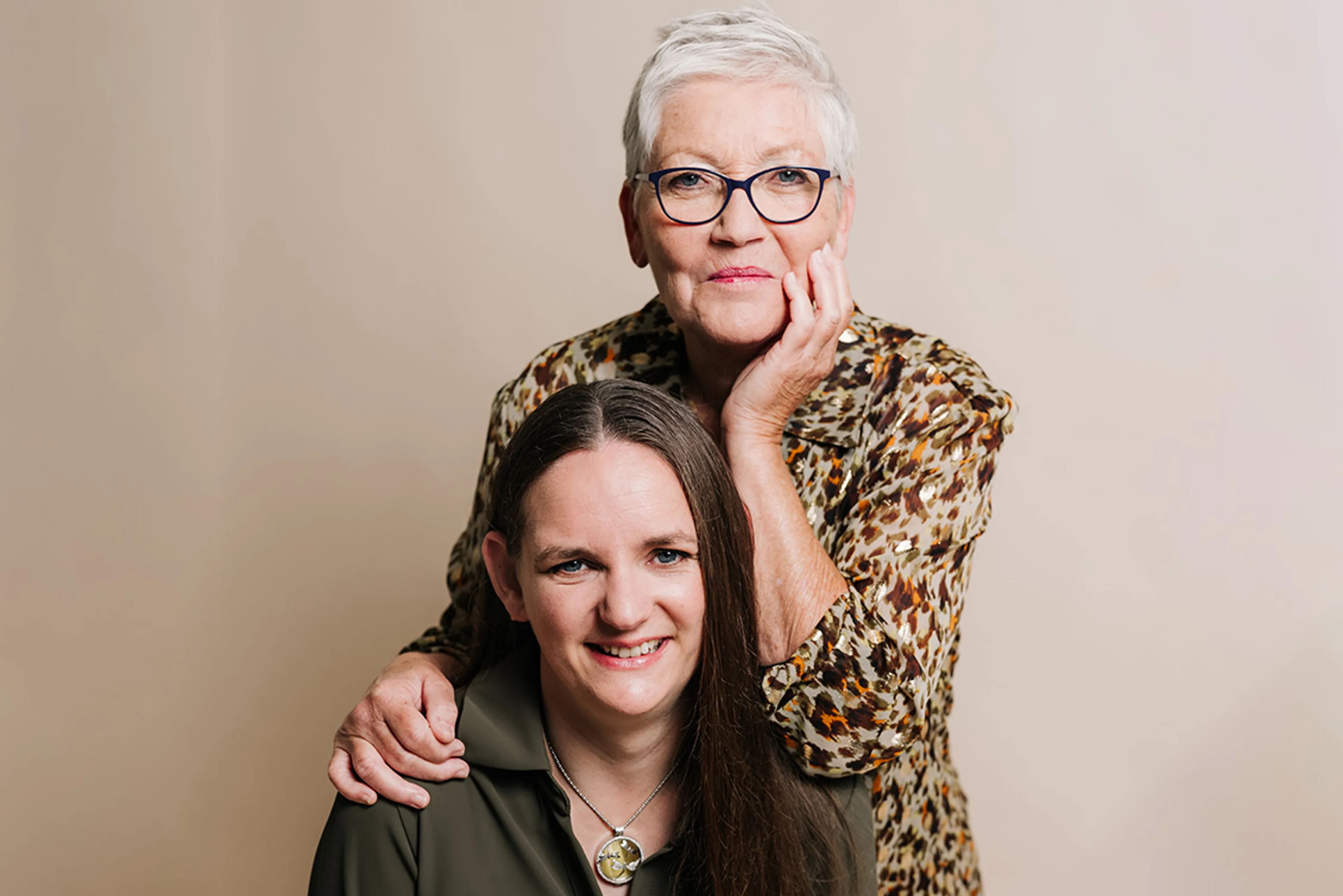 Tonet en Else Marieke schelen 36 jaar en zijn toch vriendinnen