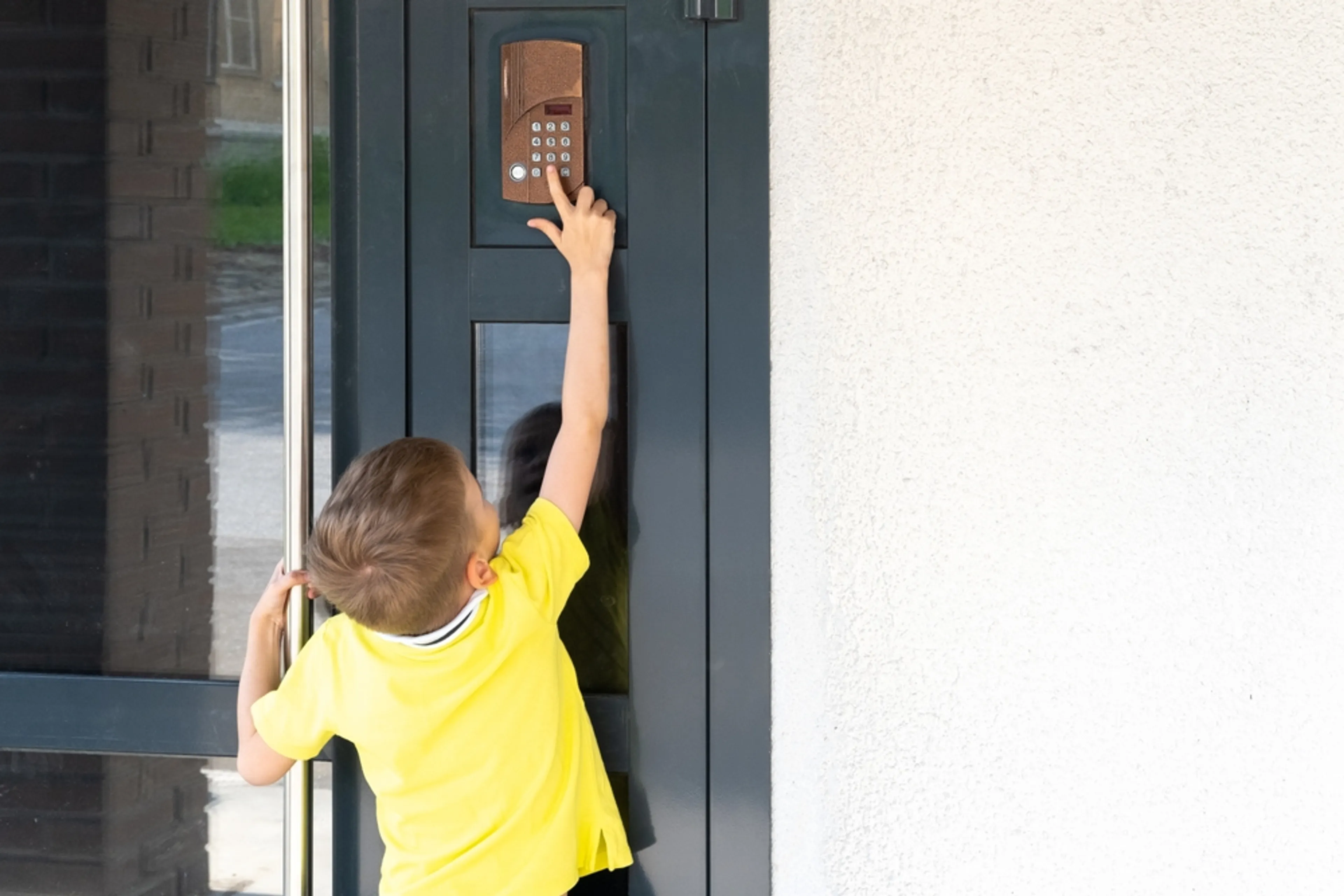 Column van een pleegmoeder: ‘Ik schommel tussen een sterke ruggengraat en de flexibiliteit van een tuinslang’