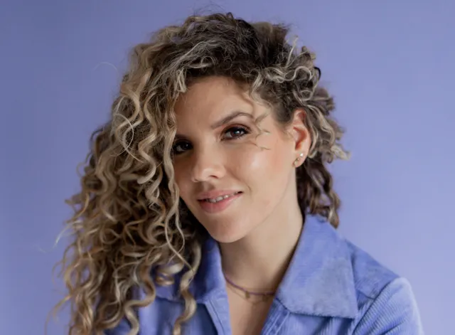 Een woensdagochtend zorgt voor maximale spitsdrukte. Tenminste, voor een grieperige Jaap die twee kinderen en een poes in het gareel moet houden. Rachel schrijft ondertussen haar column.