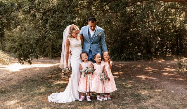 Meer dan verwacht - Bruiloft Kevin en Nicole met hun drieling Ivy, Nova en Mae.