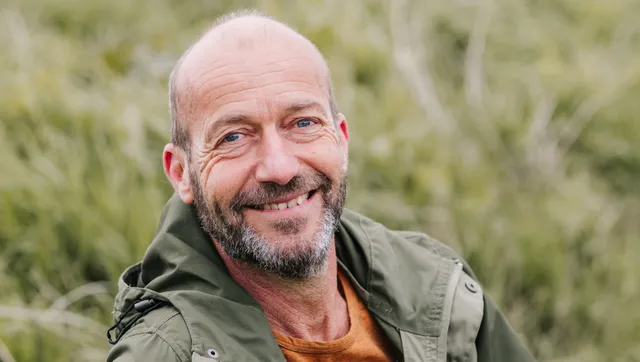 Reinier van den Berg probeert zo duurzaam mogelijk te leven en anderen daartoe aan te sporen. Want hoewel hij optimistisch in het leven staat, kan dit beter.