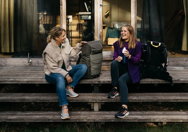 Griette en Heleen gaan offline.