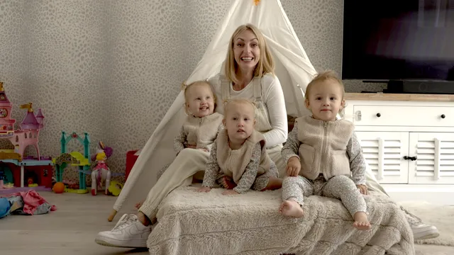 Dit maken single moeder Tatiana en haar drieling Faith, Hope en Charity de komende week mee in de serie 'Meer dan verwacht'.