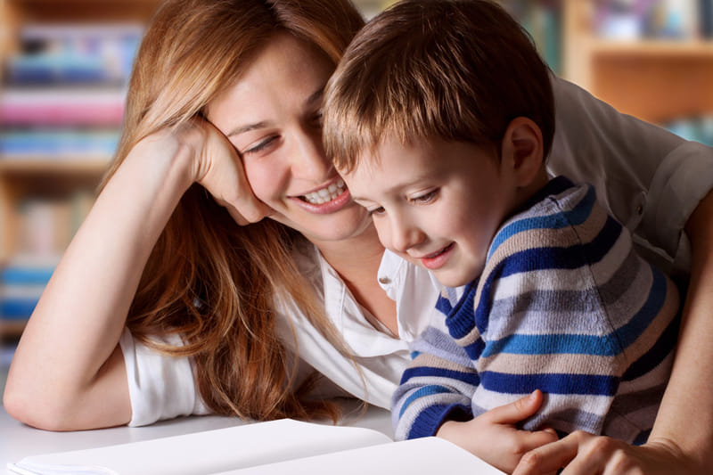 10 tips om met kinderen de Bijbel te ontdekken