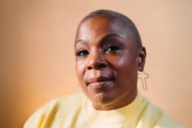 Mishandeld, schulden en depressief. Predikant Cynthia Haaswijk (52) vocht zich uit het donker